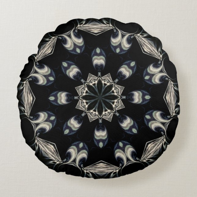 Elegant Mandala Round Pillow (Front)