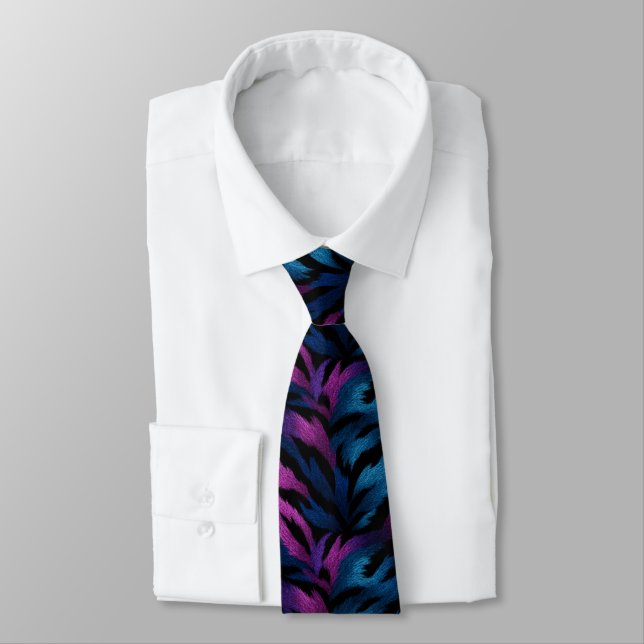 Elegant Men Gifts Tiger Neck Tie (Tied)