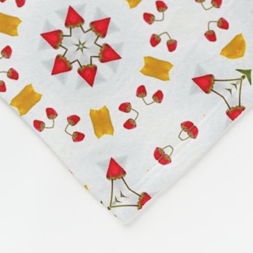 Elegant Mid Century Floral Art Fleece Blanket