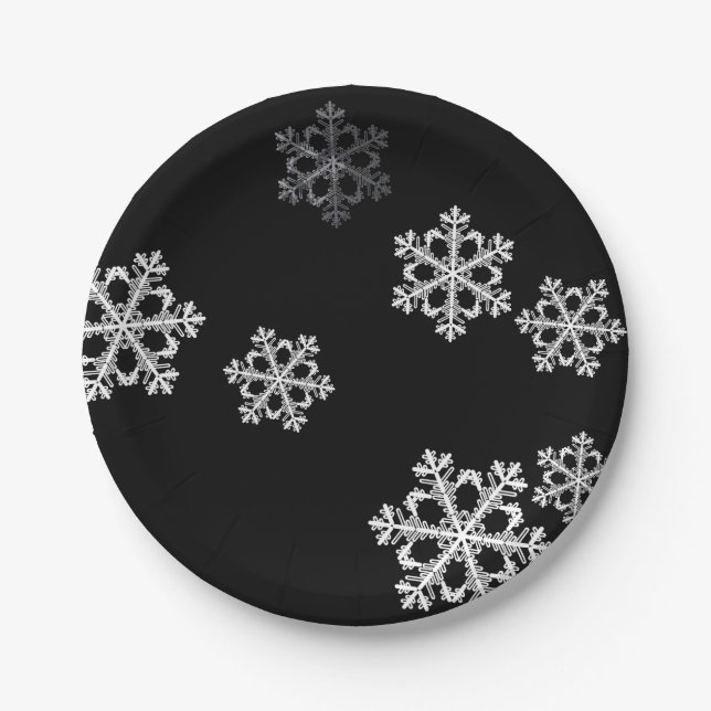Elegant Minimalist Black White Snowflake Pattern Paper Plates (Front)