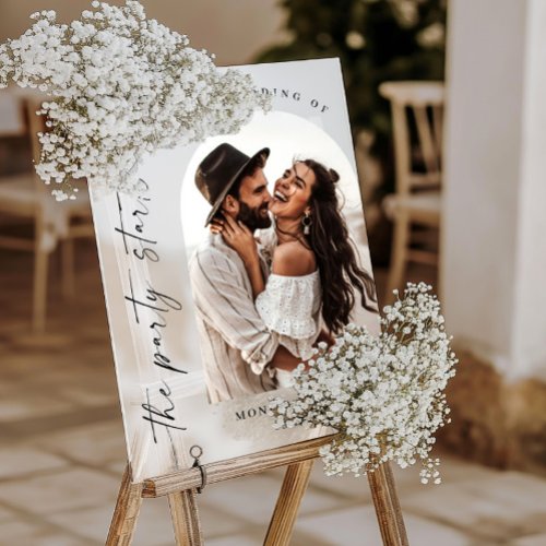 Elegant Minimalist Welcome Photo Wedding Acrylic Sign