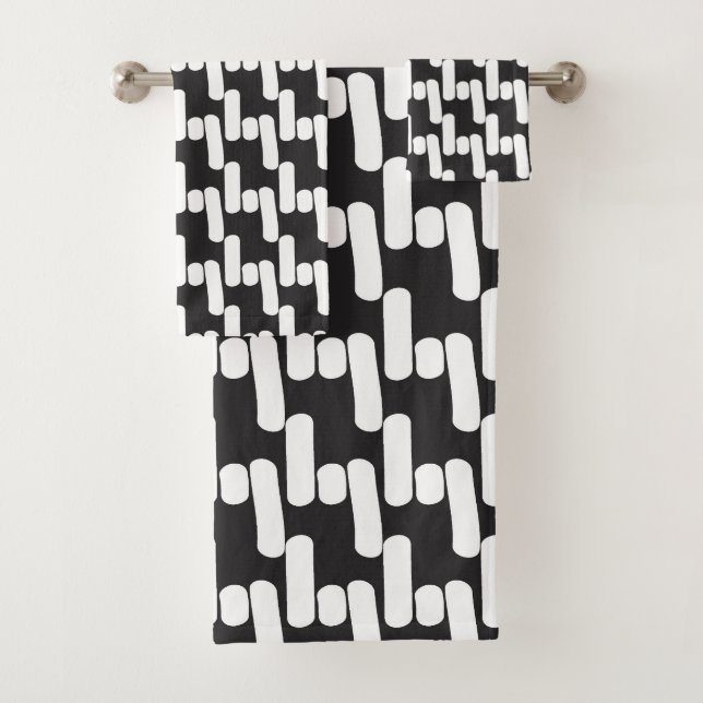 Elegant modern black and white bath towels (Insitu)