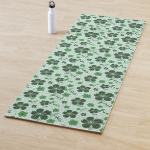 Elegant, Modern Flower Pattern on Green Yoga Mat