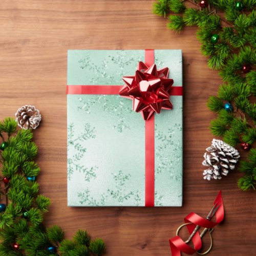 Elegant Modern Green Christmas Snowflake Pattern Wrapping Paper