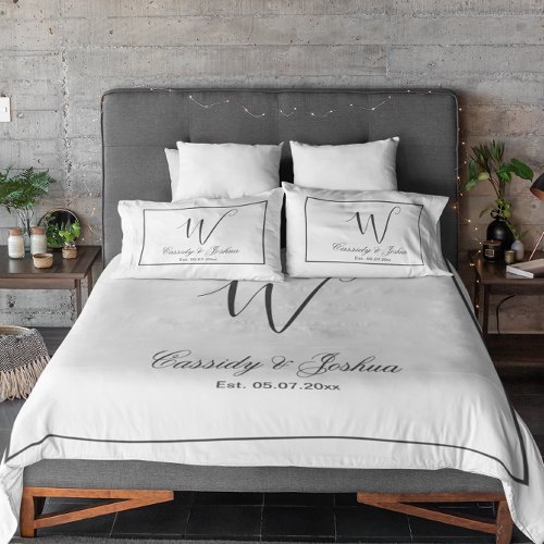 Elegant modern monogram wedding keepsake gift
