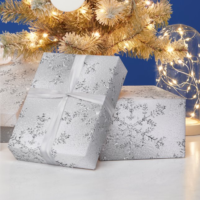 Elegant Modern Silver Christmas Snowflake Pattern Wrapping Paper (Holidays)