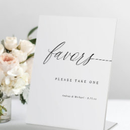 Elegant Modern Simple Wedding Favors Table Sign