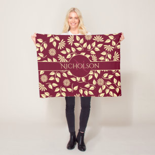 Elegant Monogram Name Leaf Daisy Pattern Burgundy Fleece Blanket
