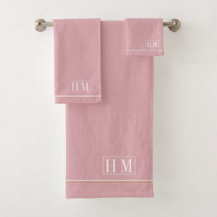 Elegant Monogram White Name Pink Bath Towel Set