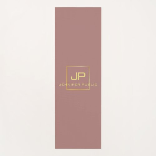 Elegant Monogrammed Template Gold Look Fitness Yoga Mat