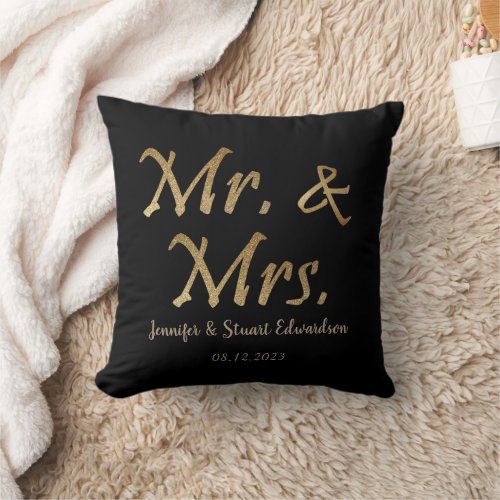 Elegant Mr and Mrs Gold script black Wedding Throw Pillow