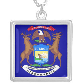 Elegant Necklace with Flag of the Michigan