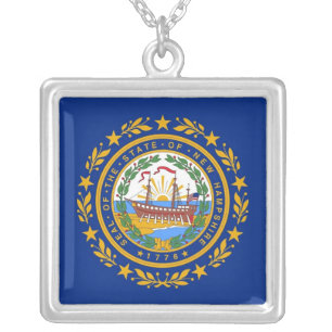 Elegant Necklace with Flag of the New Hampshire