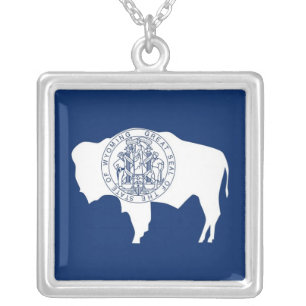 Elegant Necklace with Flag of the Wyoming