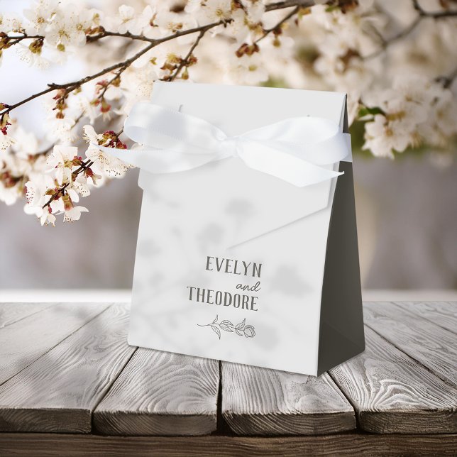 Elegant Neutral Line Art Flower Wedding Favor Boxes (Creator Uploaded)