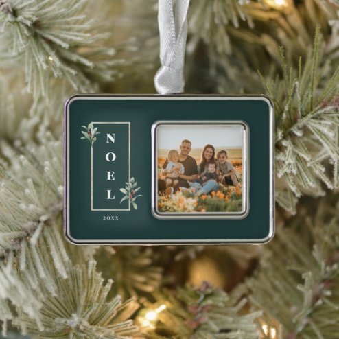 What Christmas looks like in 2026 - Pink Dramatic personalized gifts for you Elegant NOEL Gold Winter Berry Frame Photo Christmas Ornament – populair kerstcadeau en kerstdecoratie 2026