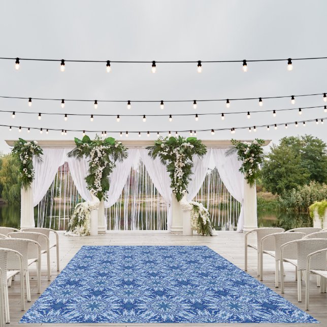 Elegant Patterned Damask Snowflake Blue and White Outdoor Rug (Insitu (Wedding 1))