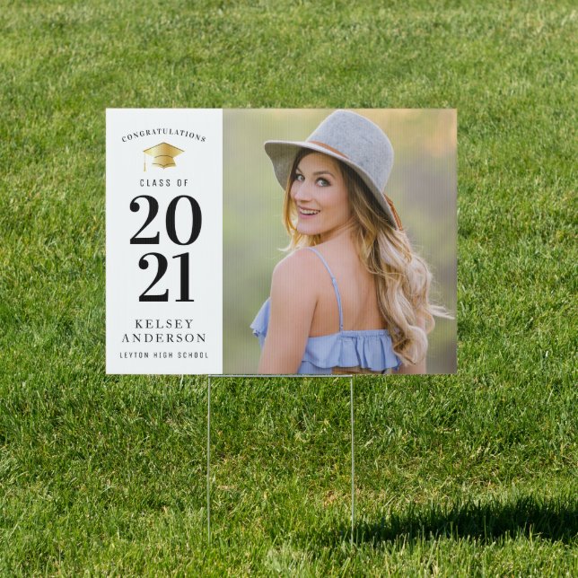 elegant personalized photo graduation yard sign (Insitu)