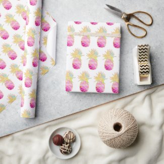 Elegant Pineapple Pattern in Pinks and Gold Wrapping Paper
