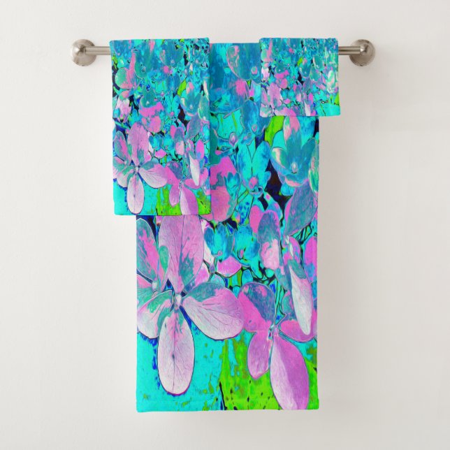Elegant Pink and Blue Limelight Hydrangea Bath Towel Set (Insitu)