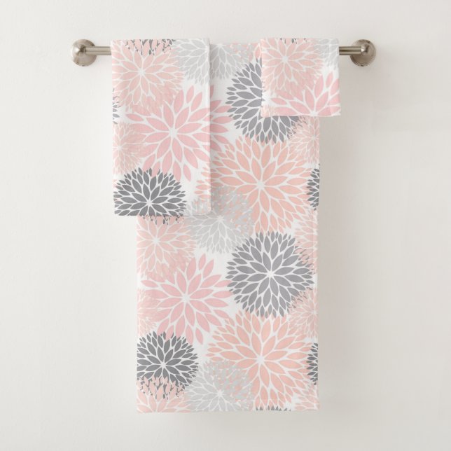 Elegant Pink Gray Dahlia Floral Bath Towel Set (Insitu)
