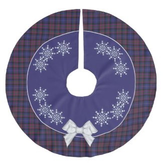 Elegant Pride of Scotland Plaid Tree Skirt