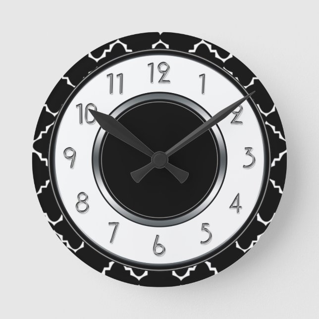 Elegant Quatrefoil Monogram - Black White Round Clock (Front)