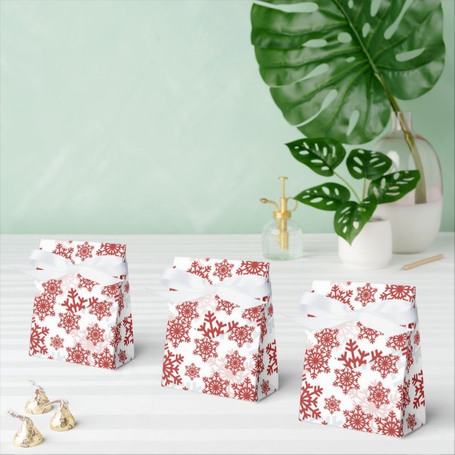 Elegant Red Snowflake Pattern on White Christmas Favor Boxes (Multiple)