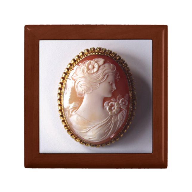 Elegant retro Antique Cameo Gift Box (Front)