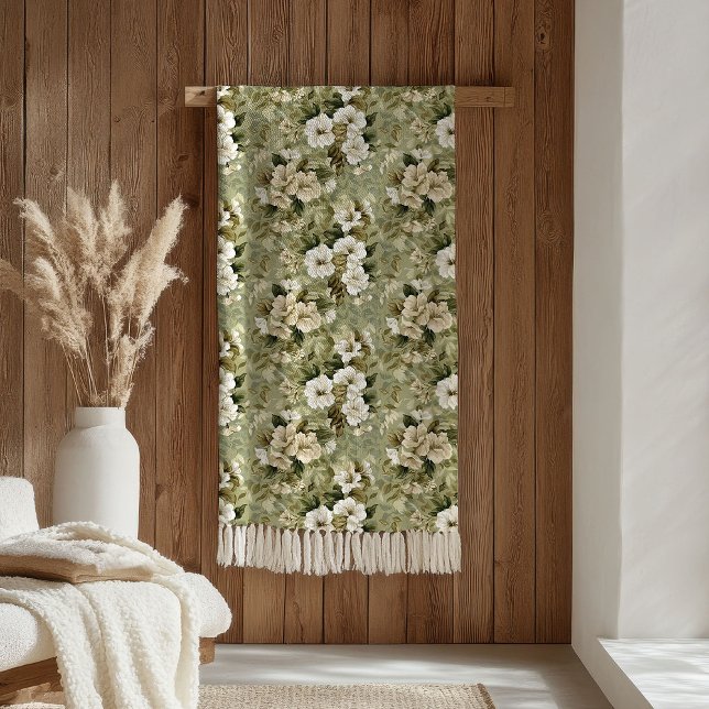 Elegant sage green and white flowers blanket (Elegant sage green and white flowers blanket)
