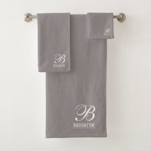 Elegant Script Serif Monogram Light Gray Bath Towel Set