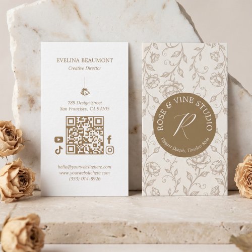 Elegant Sketch Style Wildflower Floral Monogram Business Card