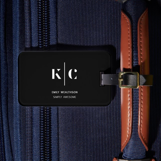 Elegant & Sleek Black QR Code Luggage Tag (Front Insitu 4)
