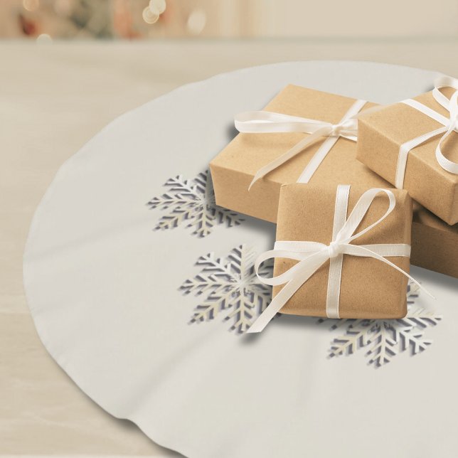 Elegant Snowflake Christmas Tree Skirt (Creator Uploaded)