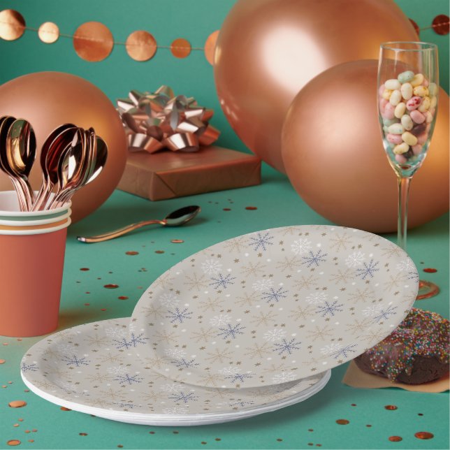 Elegant Snowflake Pattern Beige  Paper Plates (Multi)