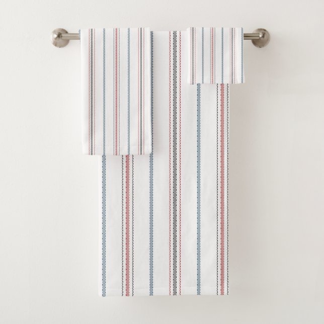 Elegant striped pattern. bath towel set (Insitu)