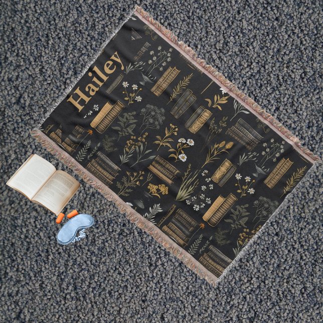 Elegant Vintage Book Design - Dark Academia  Throw Blanket (Creator Uploaded)