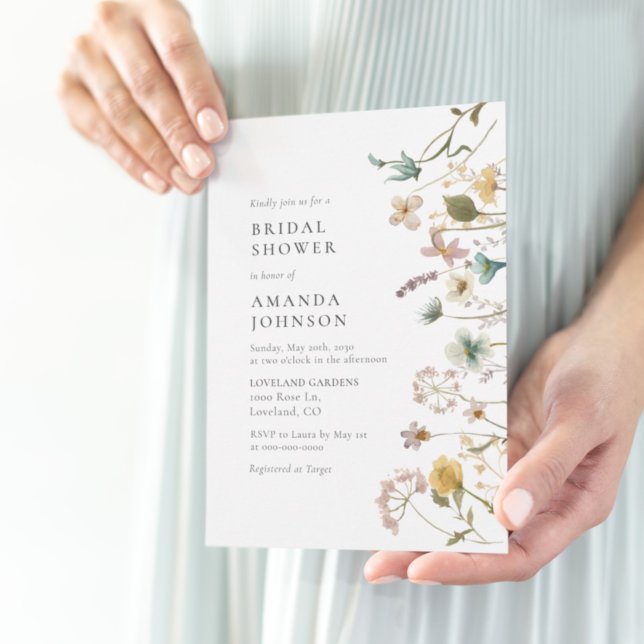 Elegant Vintage Pressed Floral Bridal Shower Invitation (Elegant Vintage Pressed Floral Bridal Shower Invitation
)