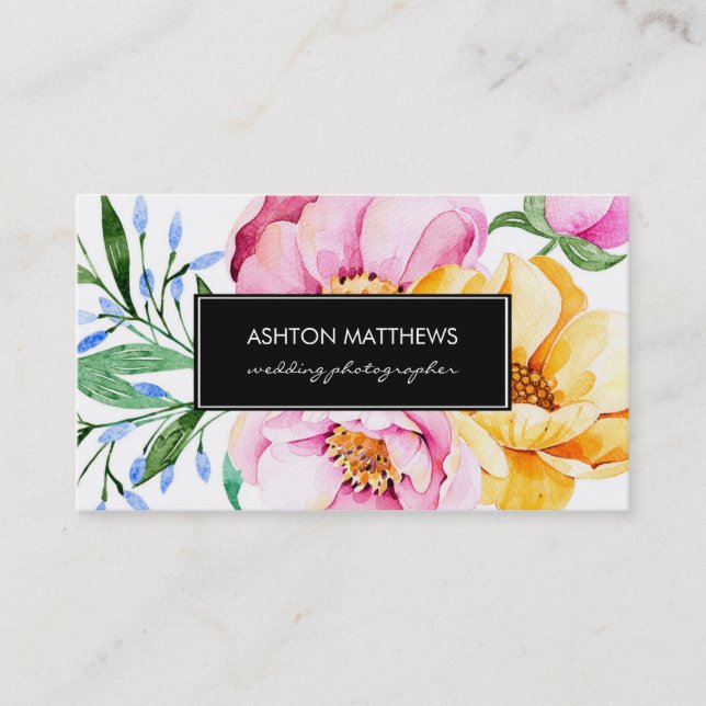 Elegant Watercolor Floral Bouquet Business Card (Front)