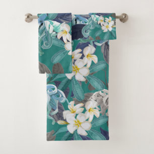 Elegant watercolor floral decorative eye-catching  bath towel set
