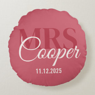 Elegant Wedding Couple Name Red Ivory Color  Round Pillow