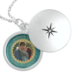 Elegant Wedding Keepsake Custom Photo Locket Necklace