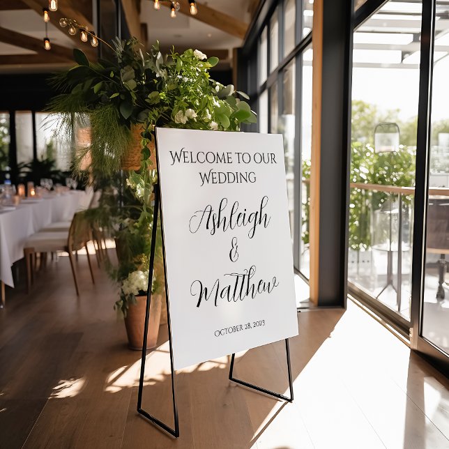 Elegant White & Black Wedding Welcome Sign (Creator Uploaded)