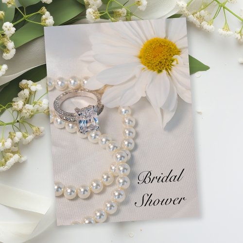 Elegant White Daisy Bridal Shower Invitation