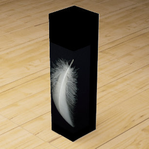 Elegant White Feather Wine Gift Box