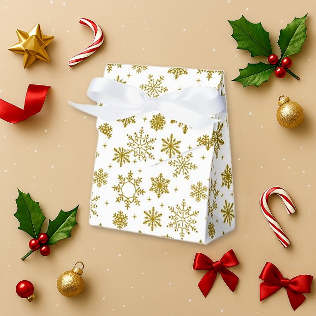 Elegant White Gold Snowflake Winter Favor Boxes (Creator Uploaded)