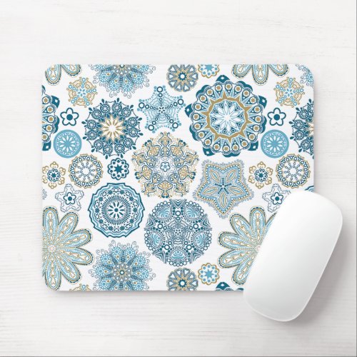 Elegant Winter Blue Fantasy Snow Flakes Pattern Mouse Pad