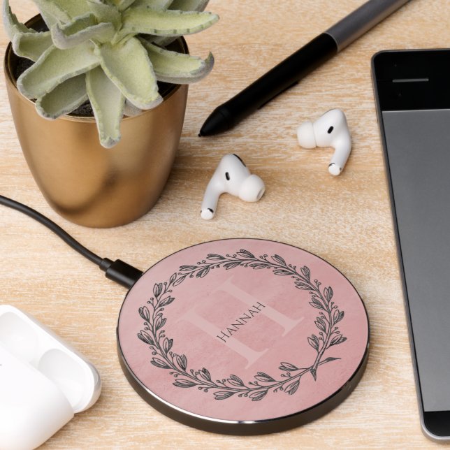 Elegant Wreath Monogram | Pink Wireless Charger (Desk 2)