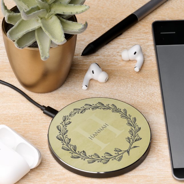 Elegant Wreath Monogram | Yellow Wireless Charger (Desk 2)