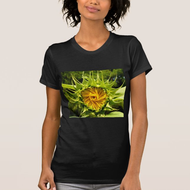Elegant yellow sunflower photo T-Shirt (Front)